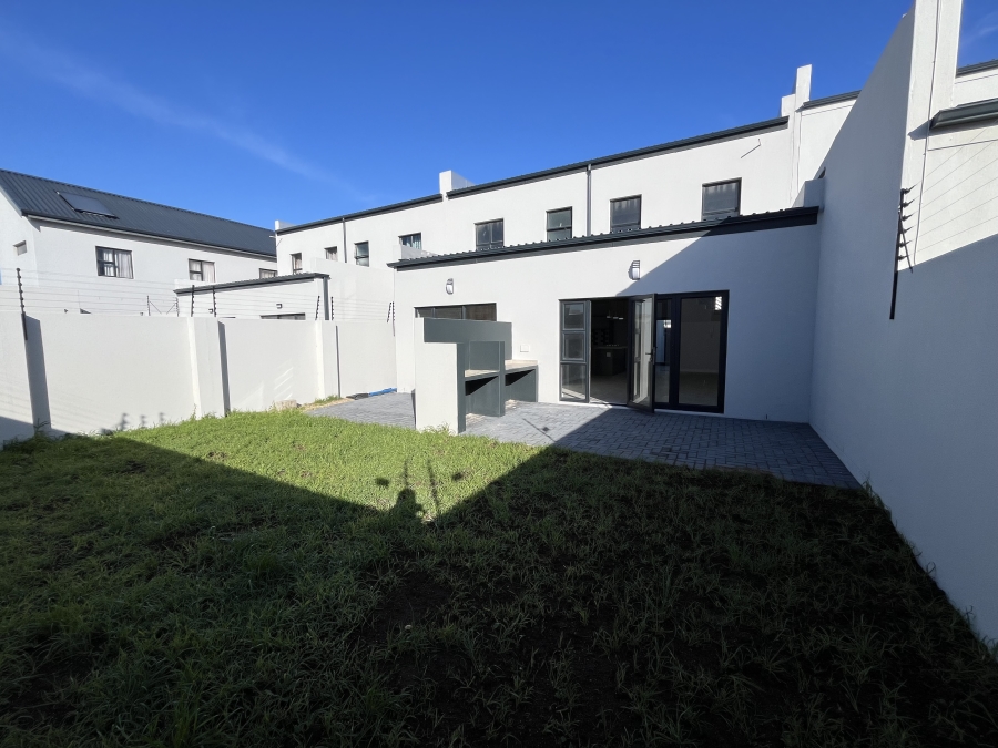 4 Bedroom Property for Sale in Sandown Western Cape